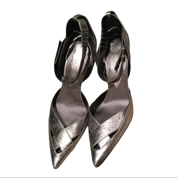 New Silver Nine West Heels FINAL - Picture 2 of 4